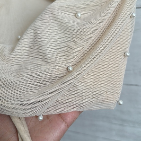 MistyRose Sheer Pearl Studs Open Back Crop Top | SIZE S - Picture 6 of 8